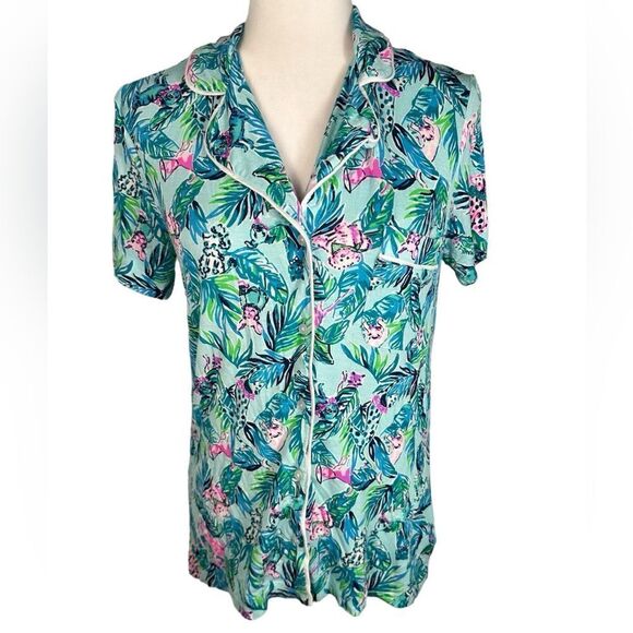 Lilly Pulitzer Blue & Pink Tropical Print Short Sleeved Comfy Pajama Top - Picture 1 of 4